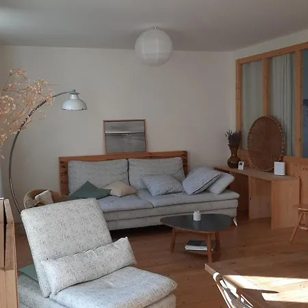 Maison De L'observatoire 게스트하우스 *